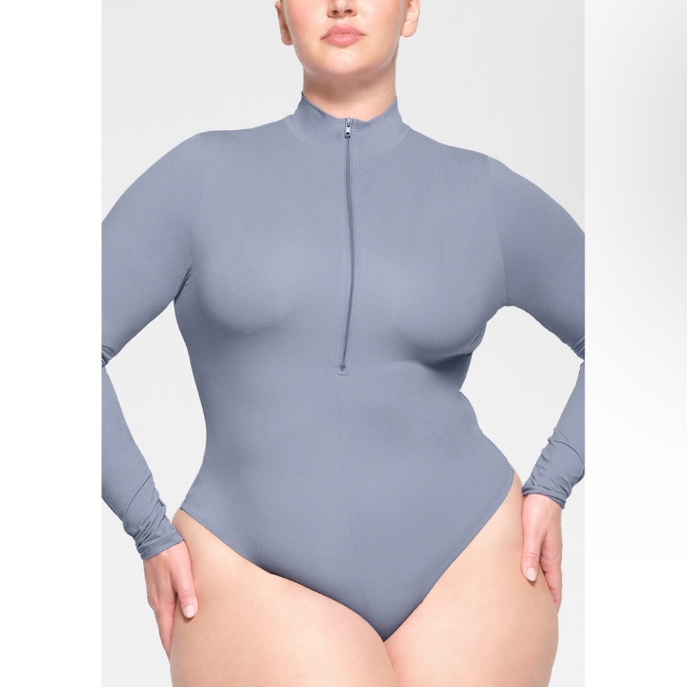 SKIMS Fits Everybody Zip Bodysuit